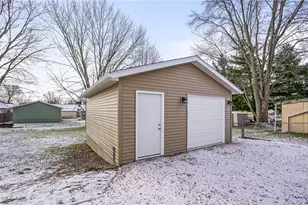 9852 Belden Dr, Windham, OH 44288 - Photo 22