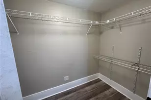 516 N 11th St, Cambridge, OH 43725 - Photo 8