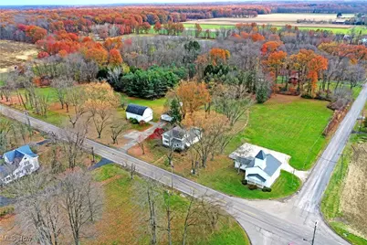 305 Ridge Road, Cortland, OH 44410 - Photo 10