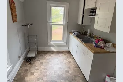 1537 Wooster Road W, Norton, OH 44203 - Photo 12