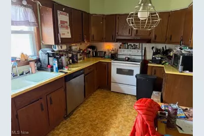 1537 Wooster Road W, Norton, OH 44203 - Photo 4