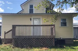 330 Foundry St, Medina, OH 44256 - Photo 2