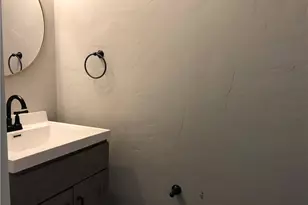 330 Foundry St, Medina, OH 44256 - Photo 8