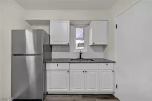 766 E 232nd St, Euclid, OH 44123 - Photo 12