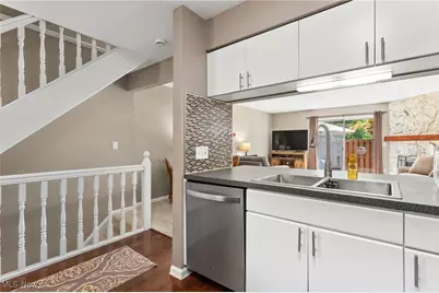 927 Sturbridge Drive, Medina, OH 44256 - Photo 6