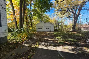 3996 E 142nd St, Loveland, OH 44128 - Photo 2