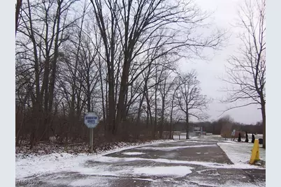 135 Yonker Street, Barberton, OH 44203 - Photo 22