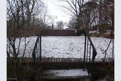 135 Yonker Street, Barberton, OH 44203 - Photo 20