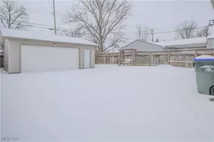 254 Tyler Ave, Cuyahoga Falls, OH 44221 - Photo 6