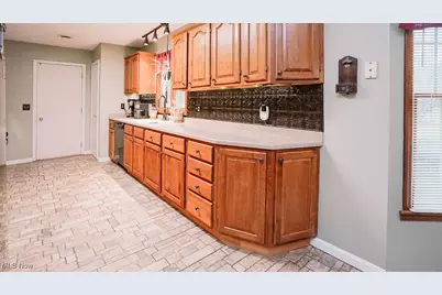 48325 Cooper Foster Park Road, Amherst, OH 44001 - Photo 24