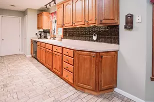 48325 Cooper Foster Park Rd, Amherst, OH 44001 - Photo 24