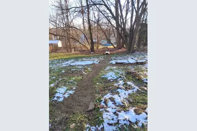 392 Turner Street, Akron, OH 44304 - Photo 2