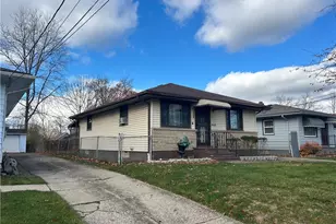 4736 E 178th St, Loveland, OH 44128 - Photo 2