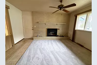 2851 Carlton Drive NW, Warren, OH 44485 - Photo 6