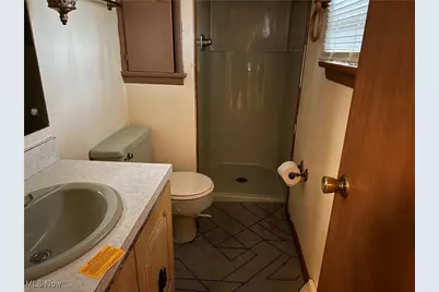 2851 Carlton Drive NW, Warren, OH 44485 - Photo 16