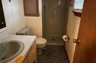 2851 Carlton Dr NW, Warren, OH 44485 - Photo 16