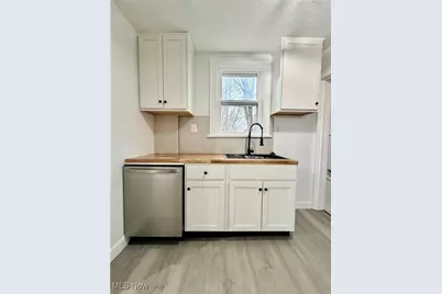 2010 18th Street NE, Canton, OH 44705 - Photo 12