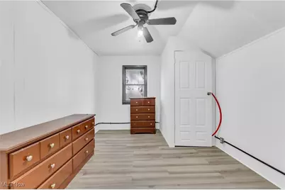 14917 Darwin Avenue, Loveland, OH 44110 - Photo 24