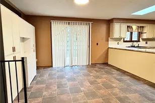 2344 52nd St NE, Canton, OH 44705 - Photo 4