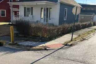 333 Heaslett Ave, Weirton, WV 26062 - Photo 2