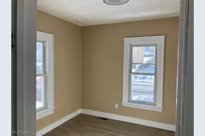 333 Heaslett Avenue, Weirton, WV 26062 - Photo 16