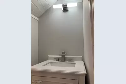 333 Heaslett Avenue, Weirton, WV 26062 - Photo 20