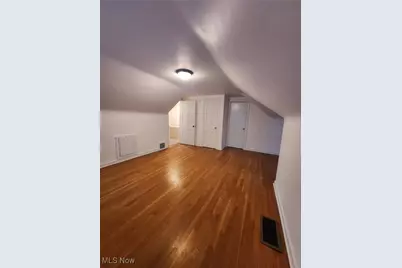 17600 Glenshire Avenue, Loveland, OH 44135 - Photo 14