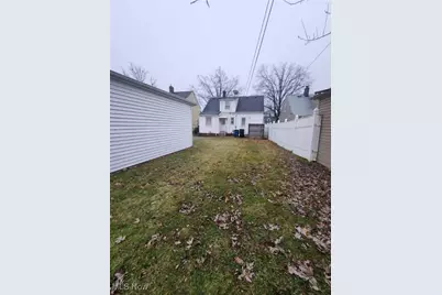 17600 Glenshire Avenue, Loveland, OH 44135 - Photo 34