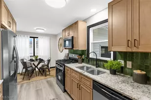 4314 Kerrybrook Dr, Youngstown, OH 44511 - Photo 2