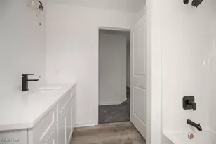 5594 Grove Ave, Mentor, OH 44060 - Photo 30