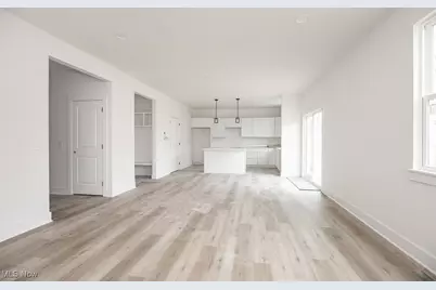 5594 Grove Avenue, Mentor, OH 44060 - Photo 8