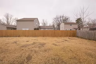 5594 Grove Ave, Mentor, OH 44060 - Photo 38