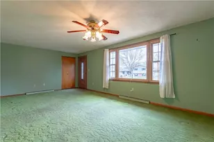 1146 4th St SE, New Philadelphia, OH 44663 - Photo 6