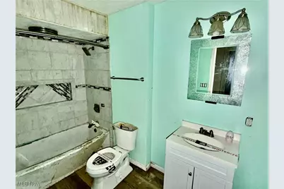 2898 Canton Road, Uniontown, OH 44685 - Photo 20