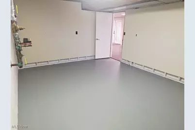 1141 Las Olas Boulevard NW, North Canton, OH 44720 - Photo 38