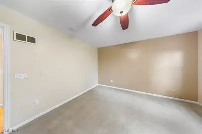 1141 Las Olas Boulevard NW, North Canton, OH 44720 - Photo 24