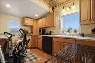 2146 Clay Rd, Dorset, OH 44032 - Photo 8