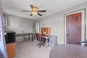 10506 Park Heights Ave, Garfield Heights, OH 44125 - Photo 28