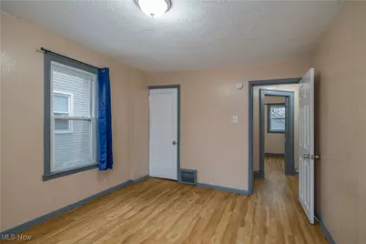 162 E Archwood Avenue, Akron, OH 44301 - Photo 12