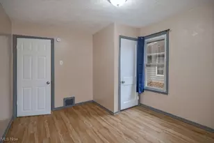 162 E Archwood Ave, Akron, OH 44301 - Photo 16