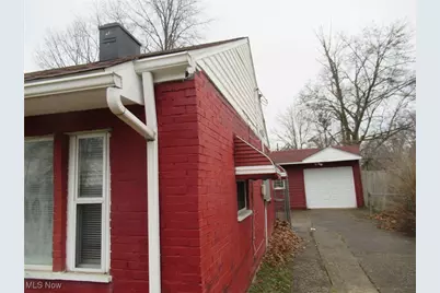 15615 Lotus Drive, Loveland, OH 44128 - Photo 2