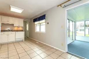 6330 Cumberland Dr, Mentor, OH 44060 - Photo 10