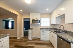 670 Hemlock Dr, Euclid, OH 44132 - Photo 18