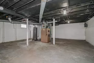 19330 Naumann Ave, Euclid, OH 44119 - Photo 34