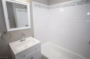 11906 Hamlen Ave, Loveland, OH 44120 - Photo 22