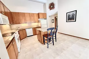 33162 Eagles Glen Ct, North Ridgeville, OH 44039 - Photo 10