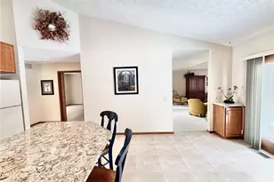 33162 Eagles Glen Ct, North Ridgeville, OH 44039 - Photo 8