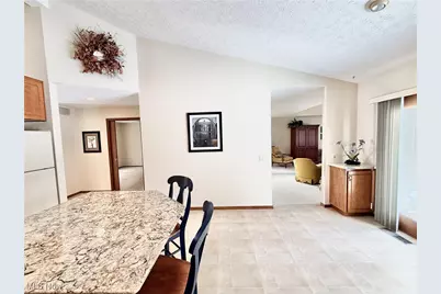 33162 Eagles Glen Court, North Ridgeville, OH 44039 - Photo 8