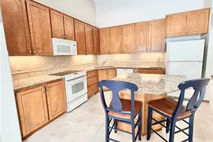 33162 Eagles Glen Ct, North Ridgeville, OH 44039 - Photo 8