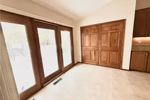 33162 Eagles Glen Ct, North Ridgeville, OH 44039 - Photo 6